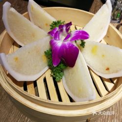 椰庭椰子雞（徐匯日月光店）椰子飯?zhí)降陮崪y 清甜軟糯的海南風味究竟如何？