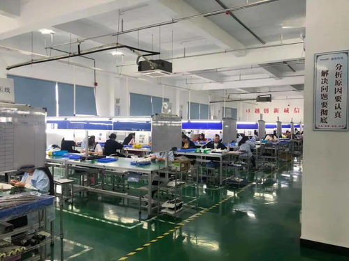 來鳳人專屬好機會！利川招300名女工，包吃住待遇優，月薪3000離家近！